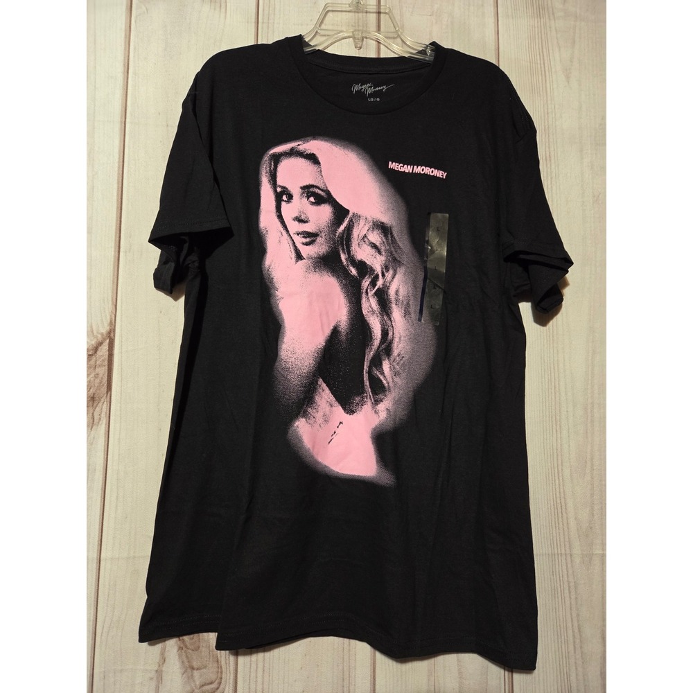 Megan Moroney Cloud 9 Tour T-Shirt Black Pink Graphic Tracklist Mens Large NEW